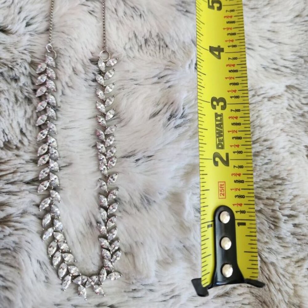 Silver Cz Leaf Pattern Adjustable Necklace - image 1